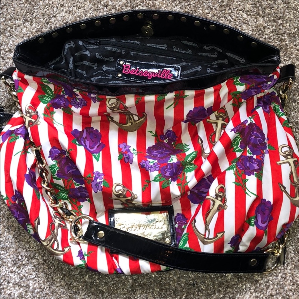 Betseyville tote